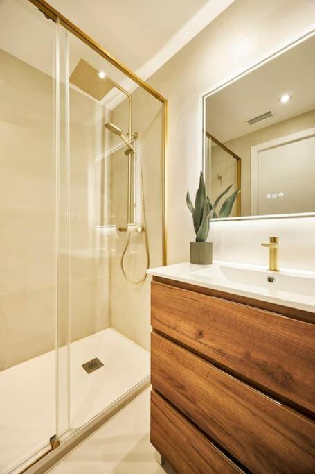 Gran Via Style Apartment มาดริด ภายนอก รูปภาพ
