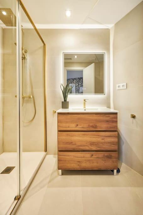 Gran Via Style Apartment มาดริด ภายนอก รูปภาพ