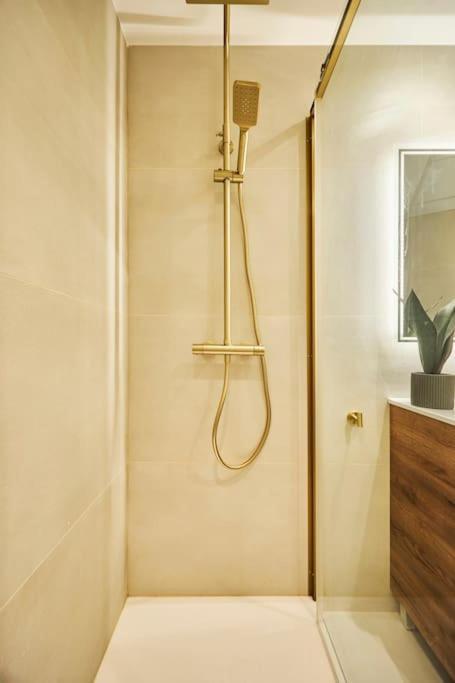 Gran Via Style Apartment มาดริด ภายนอก รูปภาพ